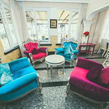 Hotel Pine Bay Boutique & Cakistes Restaurant 3*
